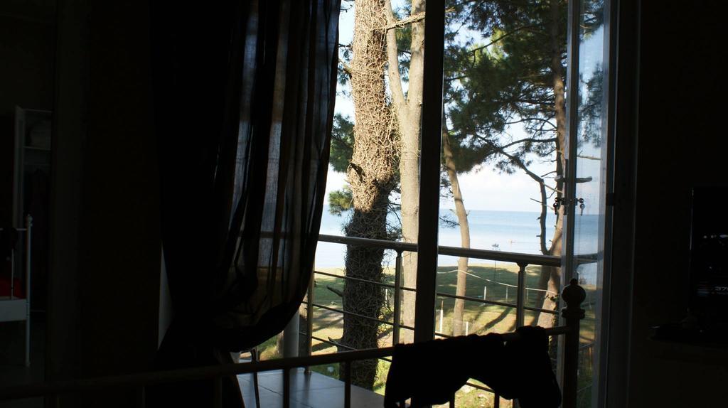 Mana-Mana Otel Grigoleti Oda fotoğraf